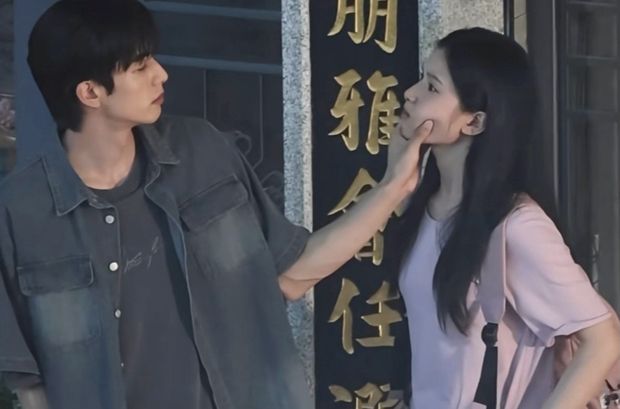 捧脸 19